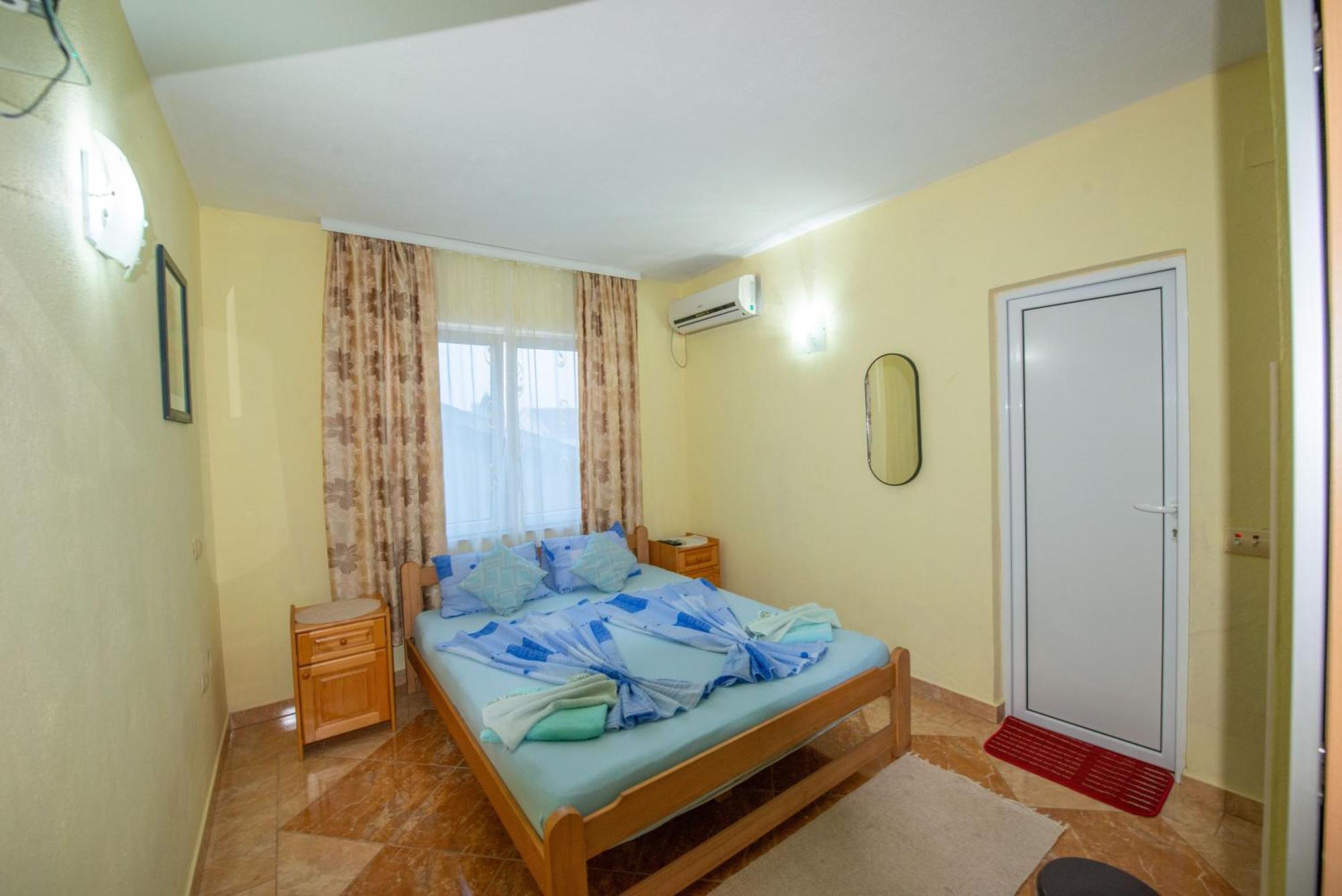 Apartments And Bungalow Casa Palma 울친 외부 사진