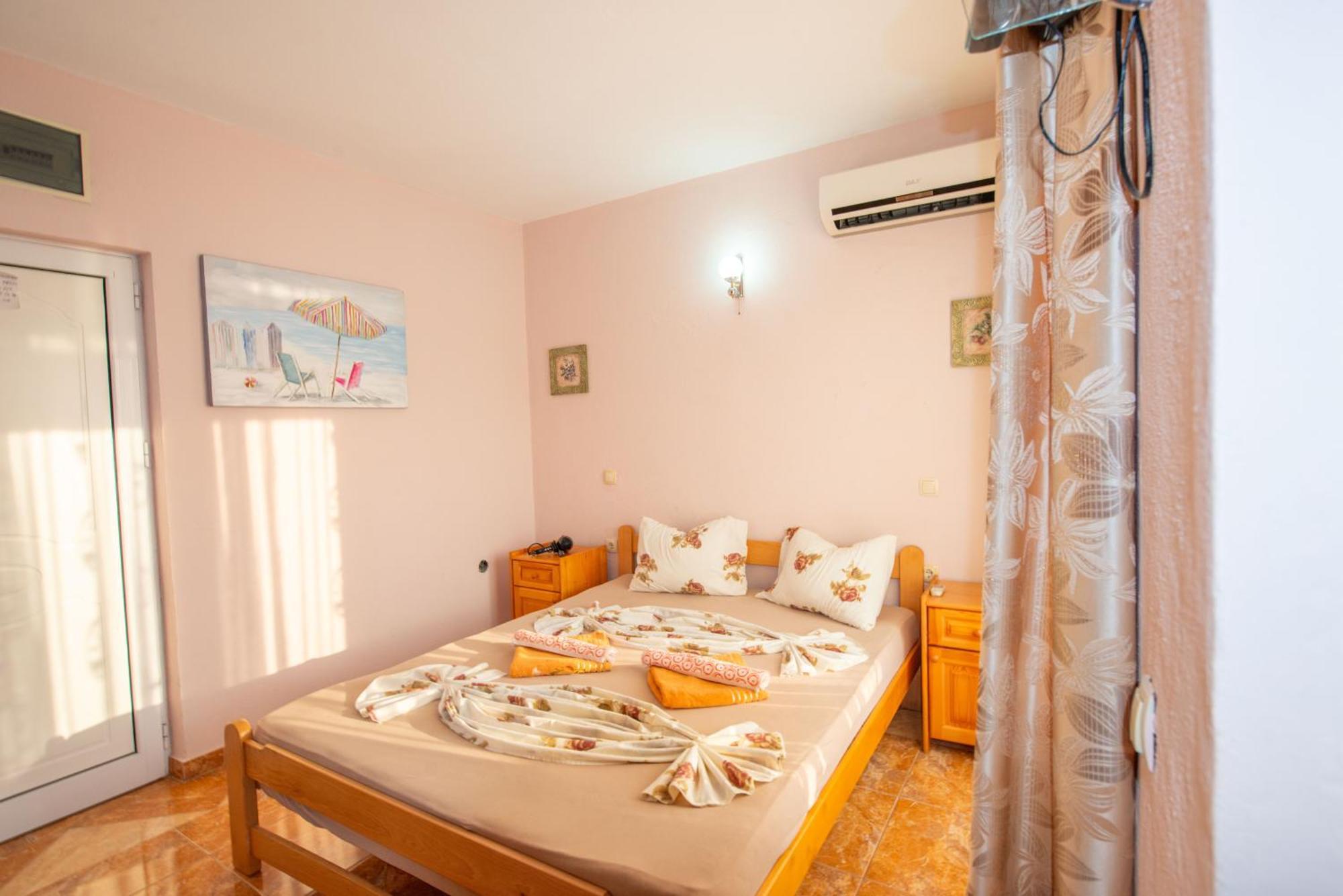 Apartments And Bungalow Casa Palma 울친 객실 사진