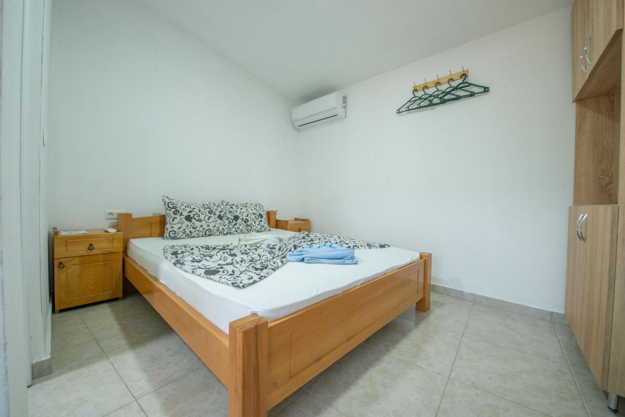Apartments And Bungalow Casa Palma 울친 외부 사진